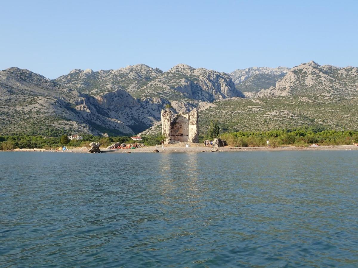 Apartment Maca Starigrad Paklenica Eksteriør bilde