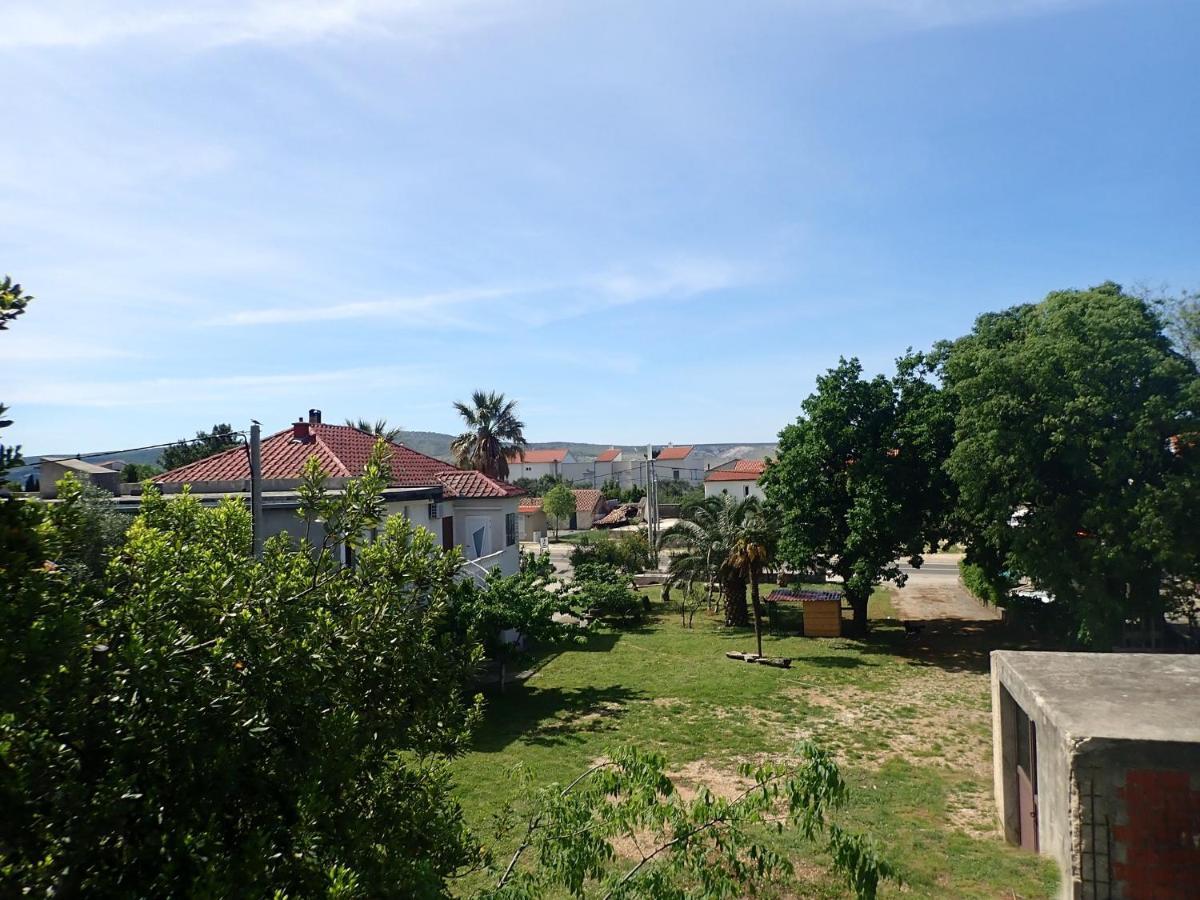 Apartment Maca Starigrad Paklenica Eksteriør bilde